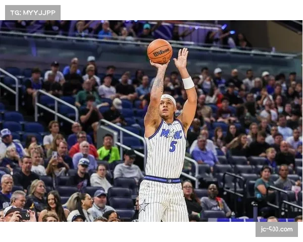 魔术班凯罗瓦格纳兄弟成长 防守效率提升展现季后赛潜力 魔术班凯罗瓦格纳兄弟成长 防守效率提升展现季后赛潜力